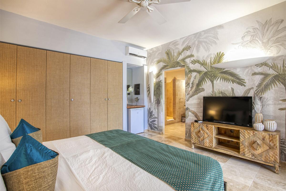 32-LesPalmiersBleus_Bedroom4_Location villa avec piscine terres basses saint martin